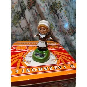 Solar Powered Bobblehead Dancing Pilgrim Window Tested/Works 2013
